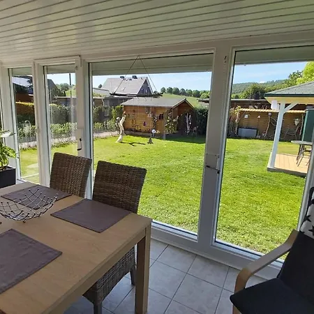 Zur Lehns Mit Garten Am Harz Apartament